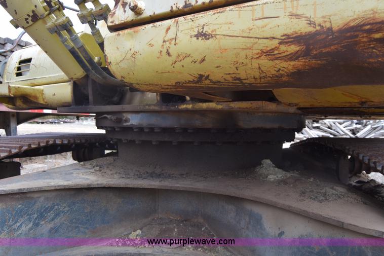 image for item K8594 1996 Komatsu PC200LC-6L excavator