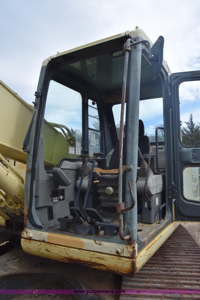 image for item K8594 1996 Komatsu PC200LC-6L excavator