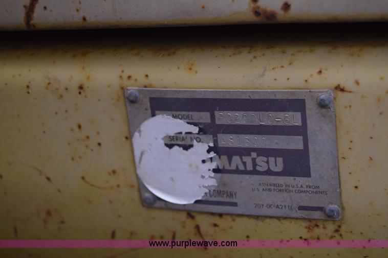 image for item K8594 1996 Komatsu PC200LC-6L excavator