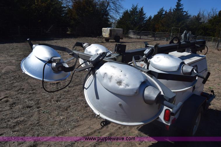 image for item K8605 Wacker LTC4 light tower