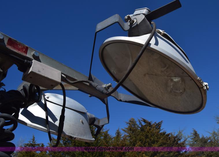 image for item K8605 Wacker LTC4 light tower