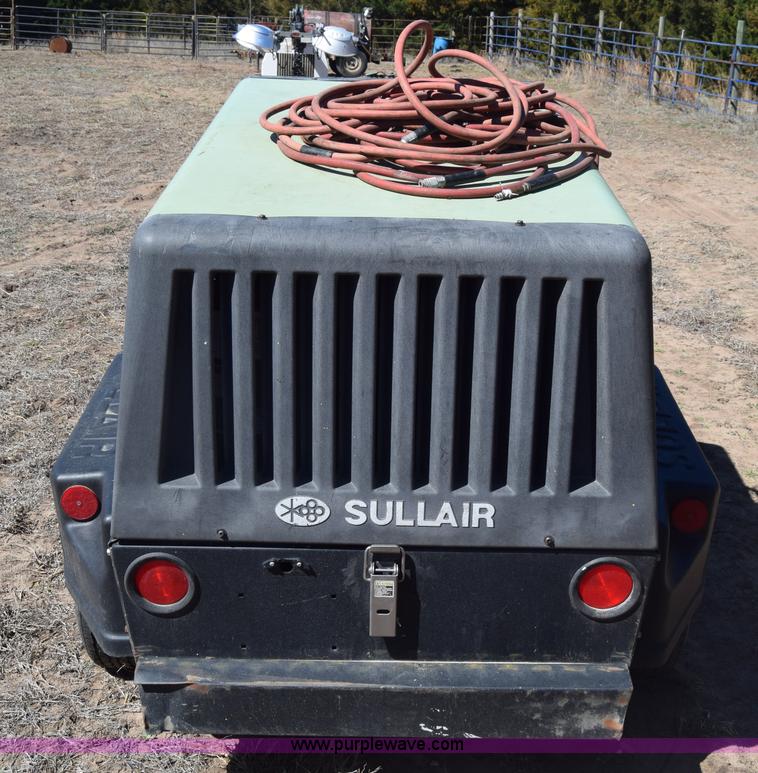 image for item K8606 Sullair 185 air compressor