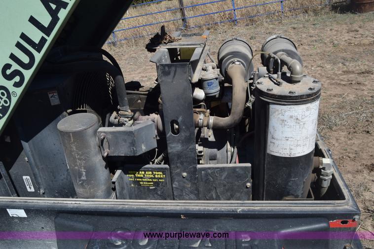 image for item K8606 Sullair 185 air compressor