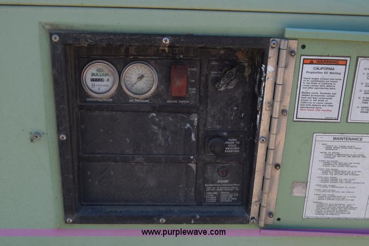 image for item K8606 Sullair 185 air compressor