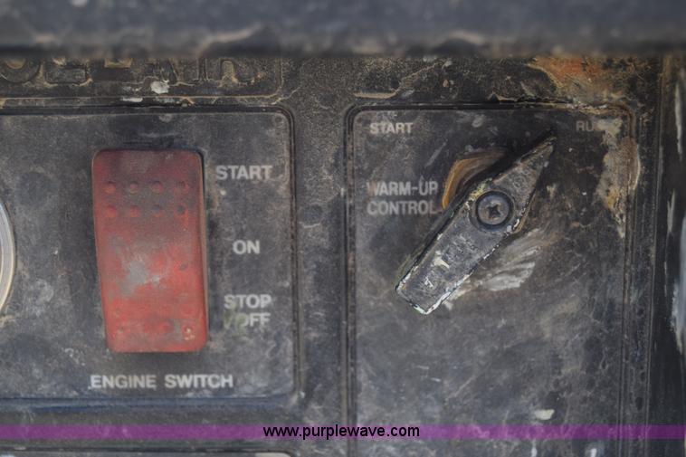 image for item K8606 Sullair 185 air compressor