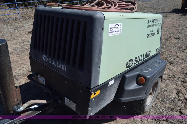 image for item K8606 Sullair 185 air compressor