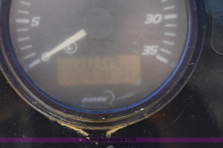 image for item K8607 2006 Vermeer BC1500 wood chipper