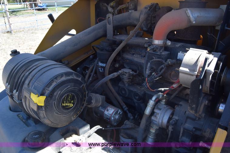 image for item K8607 2006 Vermeer BC1500 wood chipper