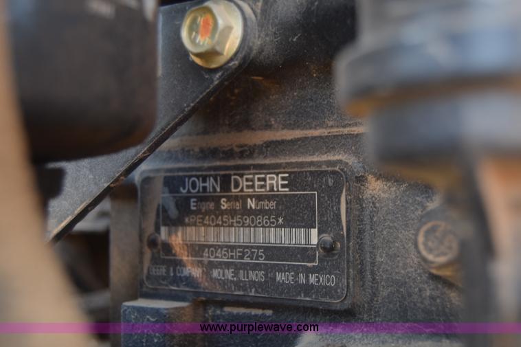 image for item K8607 2006 Vermeer BC1500 wood chipper