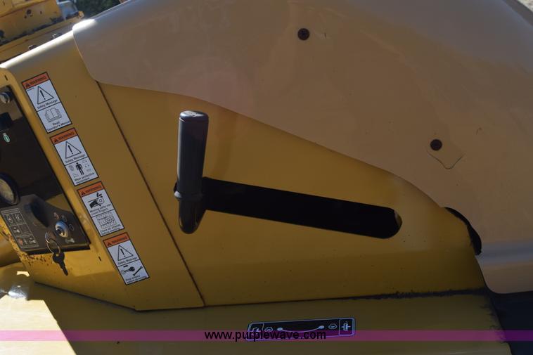 image for item K8607 2006 Vermeer BC1500 wood chipper