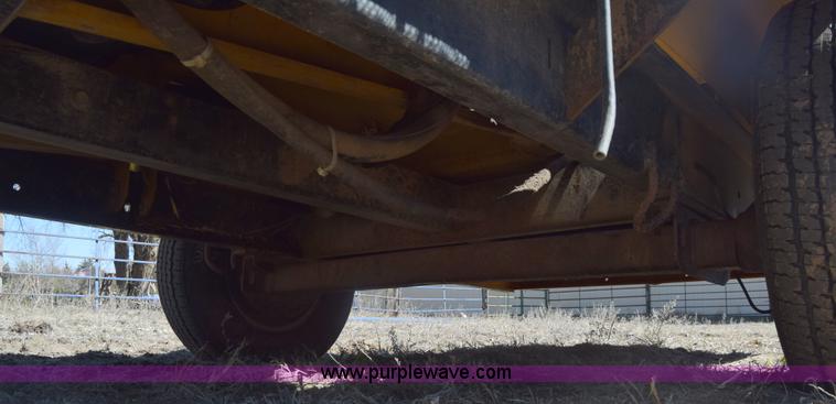 image for item K8607 2006 Vermeer BC1500 wood chipper