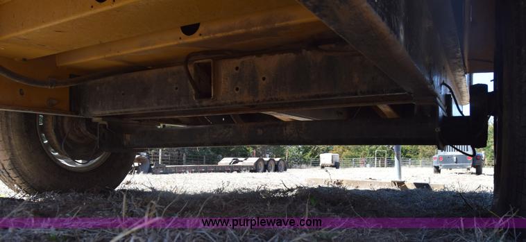 image for item K8607 2006 Vermeer BC1500 wood chipper