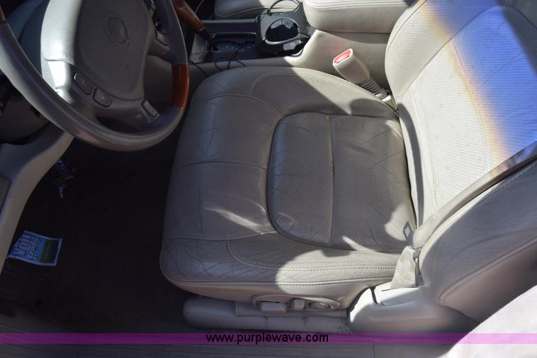 image for item BW9401 2000 Cadillac DeVille