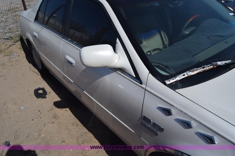 image for item BW9401 2000 Cadillac DeVille