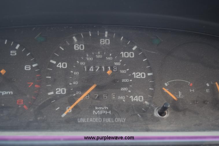 image for item BW9402 1996 Mazda 626