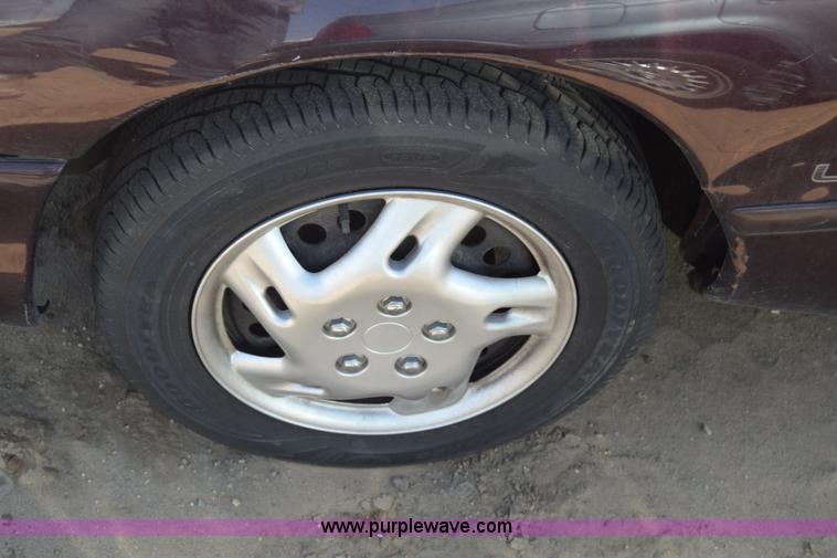 image for item BW9402 1996 Mazda 626