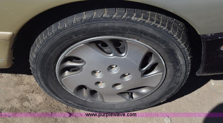 image for item BW9402 1996 Mazda 626