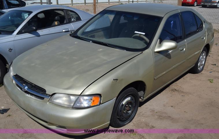 image for item BW9403 1998 Nissan Altima