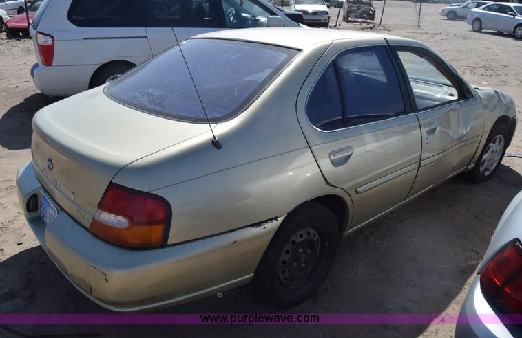 image for item BW9403 1998 Nissan Altima