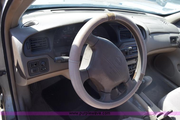 image for item BW9403 1998 Nissan Altima