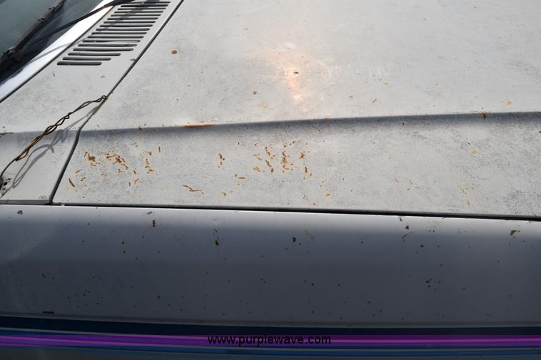 image for item BW9405 1982 Ford F150 pickup truck