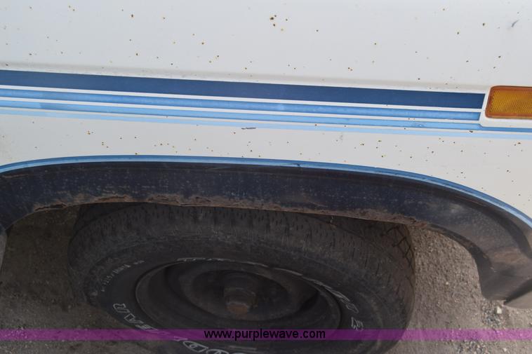 image for item BW9405 1982 Ford F150 pickup truck