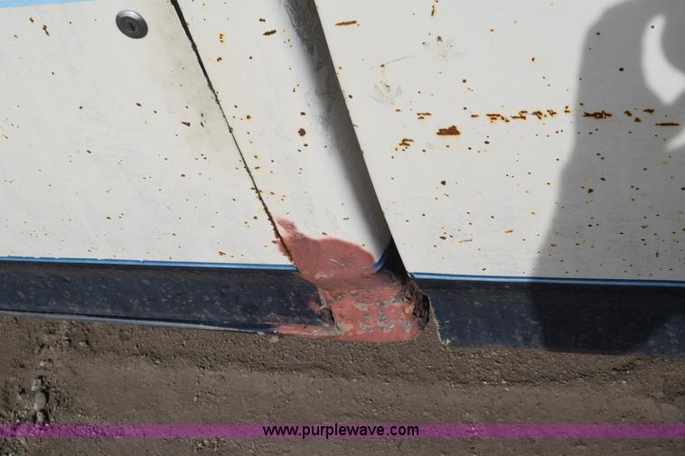 image for item BW9405 1982 Ford F150 pickup truck