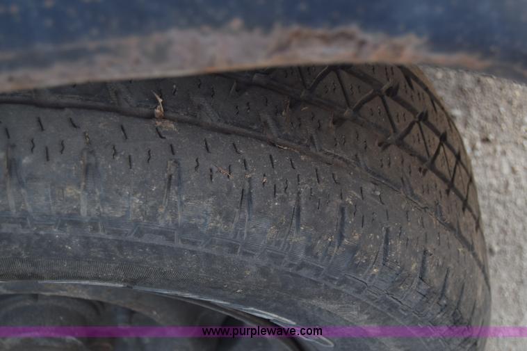 image for item BW9405 1982 Ford F150 pickup truck