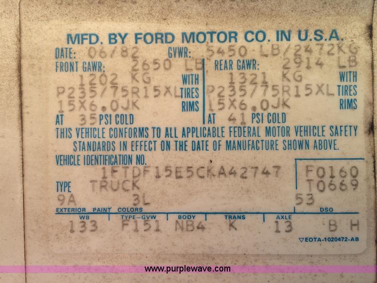 image for item BW9405 1982 Ford F150 pickup truck