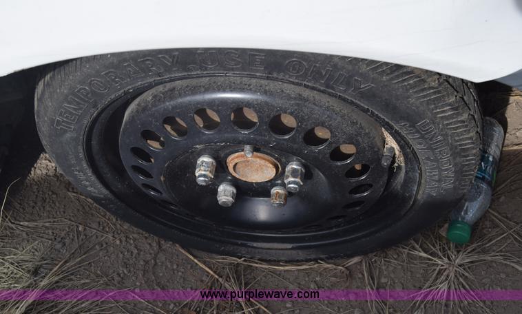 image for item BW9407 2000 Toyota Sienna van