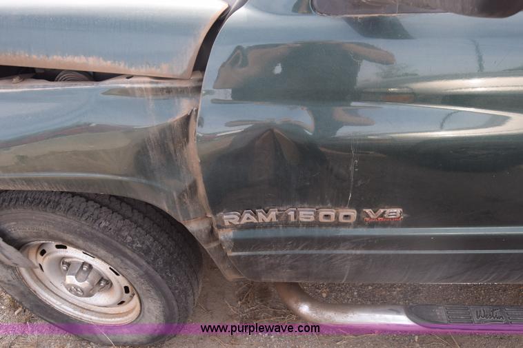 image for item BW9410 2001 Dodge Ram 1500 Ext. Cab pickup truck