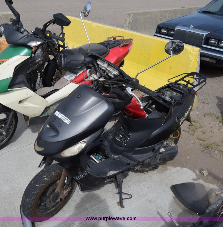 image for item BW9411 2012 Tao Tao moped