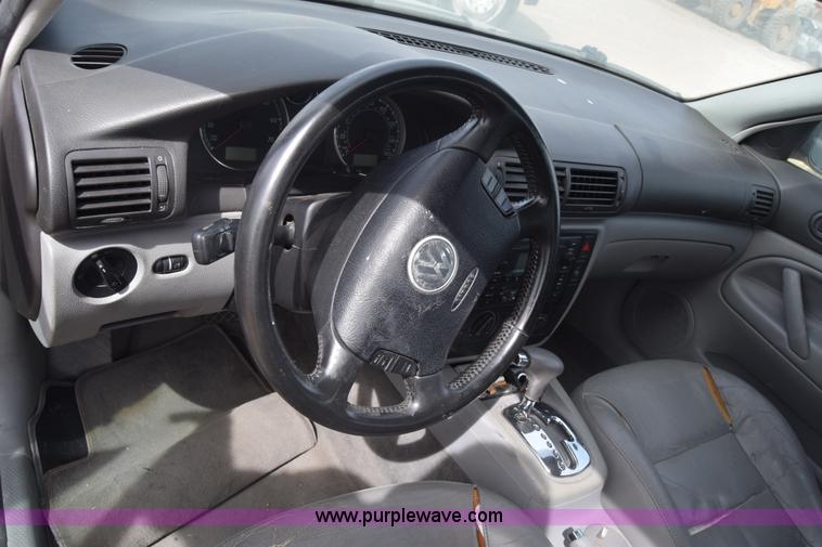 image for item BW9413 2002 Volkswagen Passat