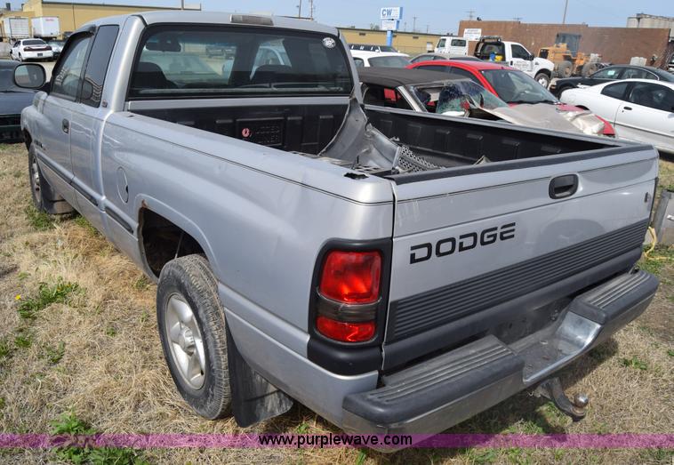 image for item BW9419 1999 Dodge Ram 1500 Quad Cab pickup truck
