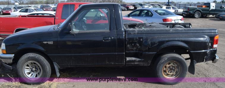 image for item K8514 1998 Ford Ranger pickup truck