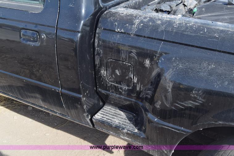 image for item K8514 1998 Ford Ranger pickup truck