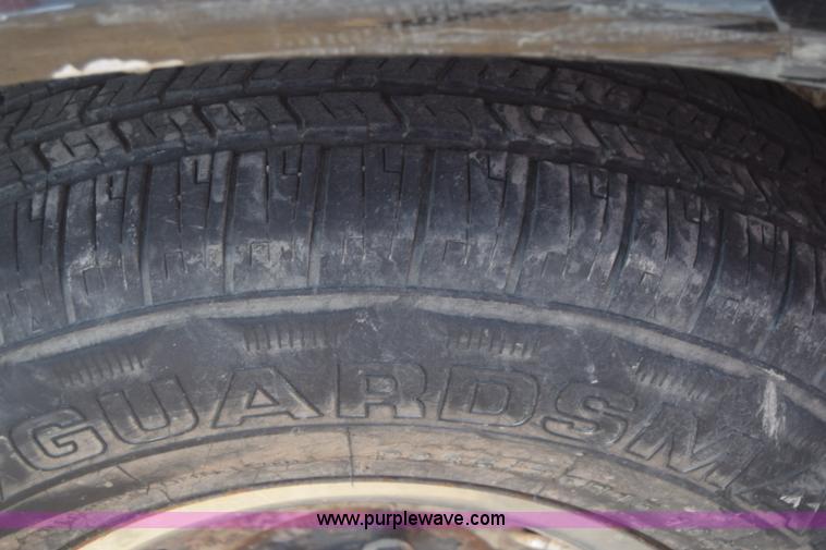 image for item K8514 1998 Ford Ranger pickup truck