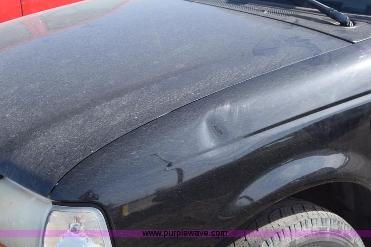 image for item K8514 1998 Ford Ranger pickup truck