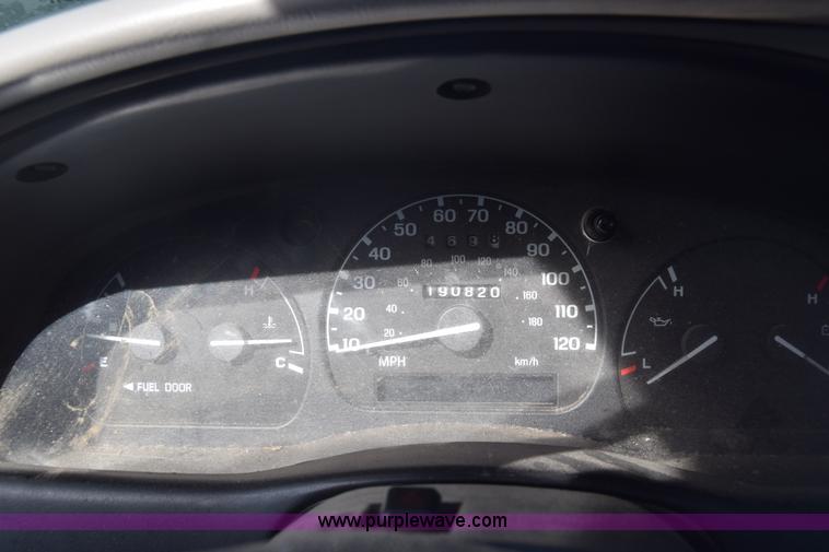 image for item K8514 1998 Ford Ranger pickup truck