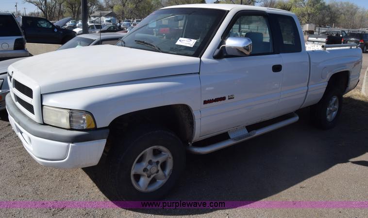 image for item K8515 1997 Dodge Ram 1500 Ext. Cab pickup truck