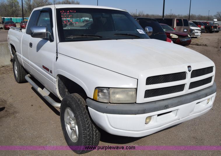 image for item K8515 1997 Dodge Ram 1500 Ext. Cab pickup truck