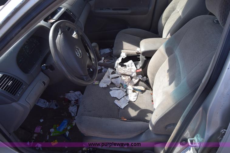 image for item K8516 2003 Toyota Camry