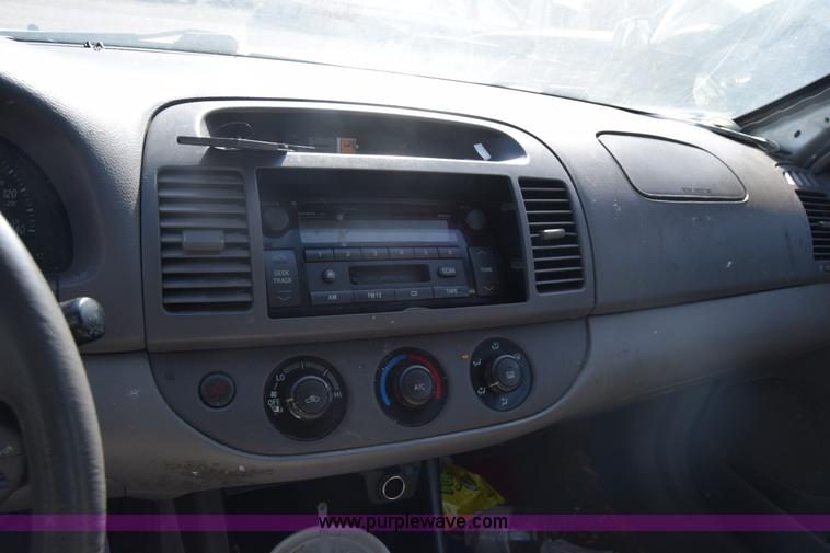 image for item K8516 2003 Toyota Camry