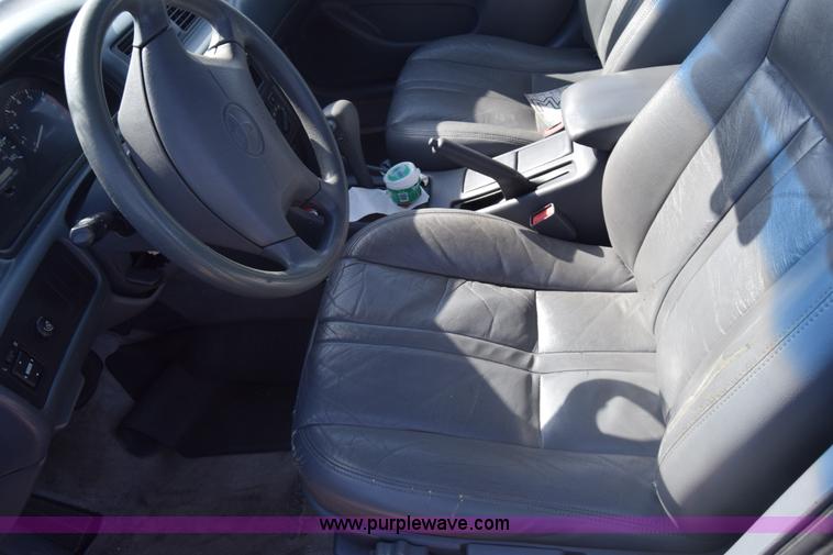 image for item K8518 1997 Toyota Camry