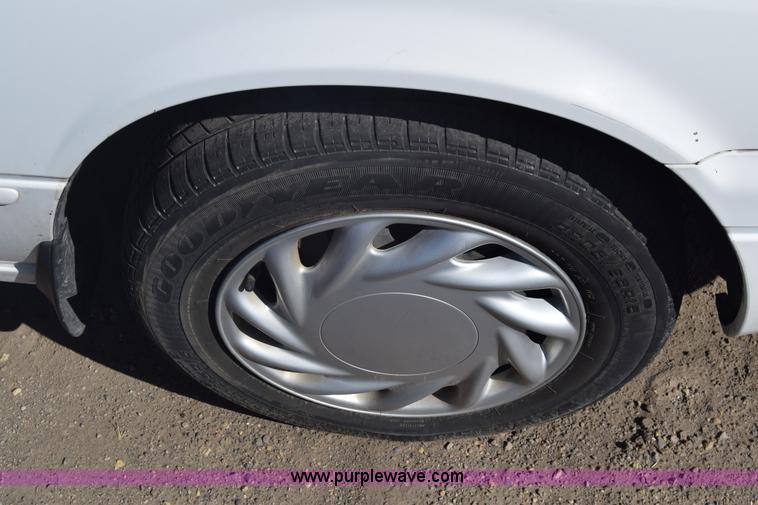 image for item K8518 1997 Toyota Camry