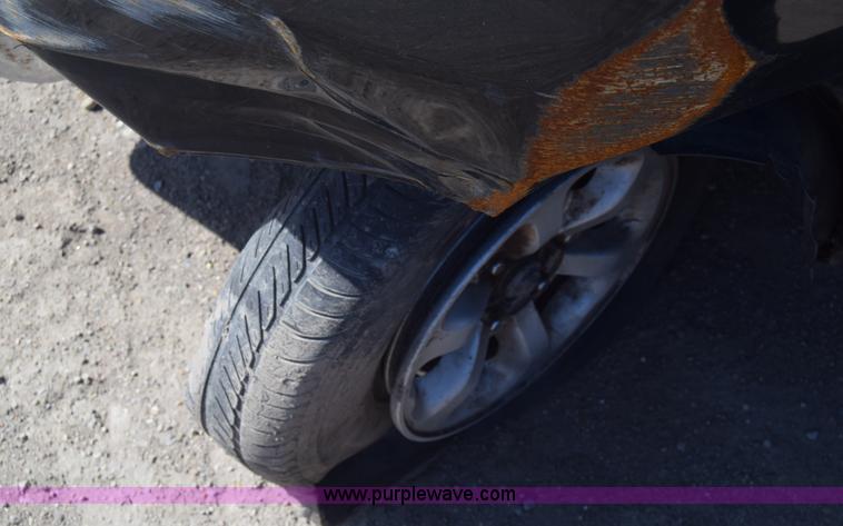 image for item K8519 1995 Nissan KXE pickup truck