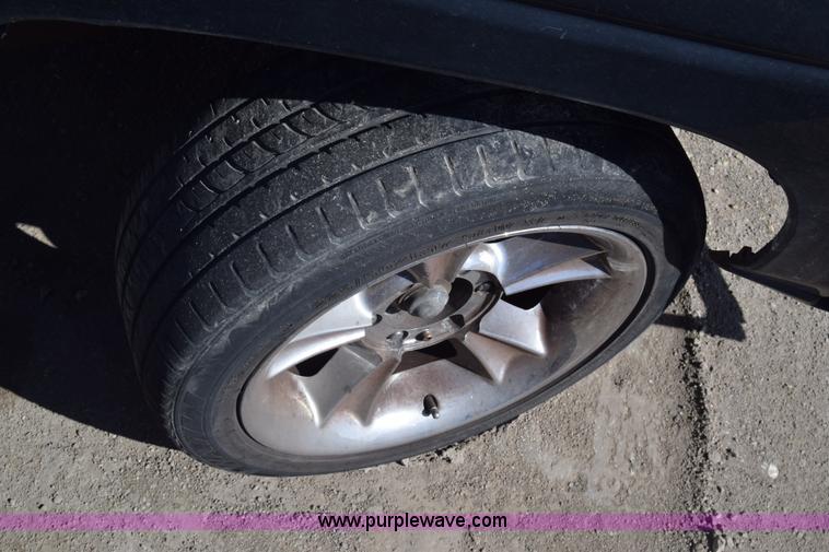 image for item K8519 1995 Nissan KXE pickup truck