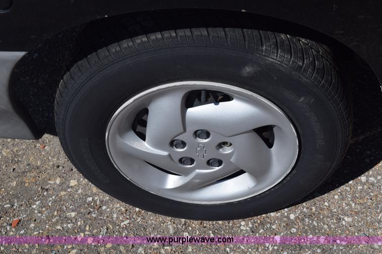 image for item K8526 1998 Chevrolet Cavalier