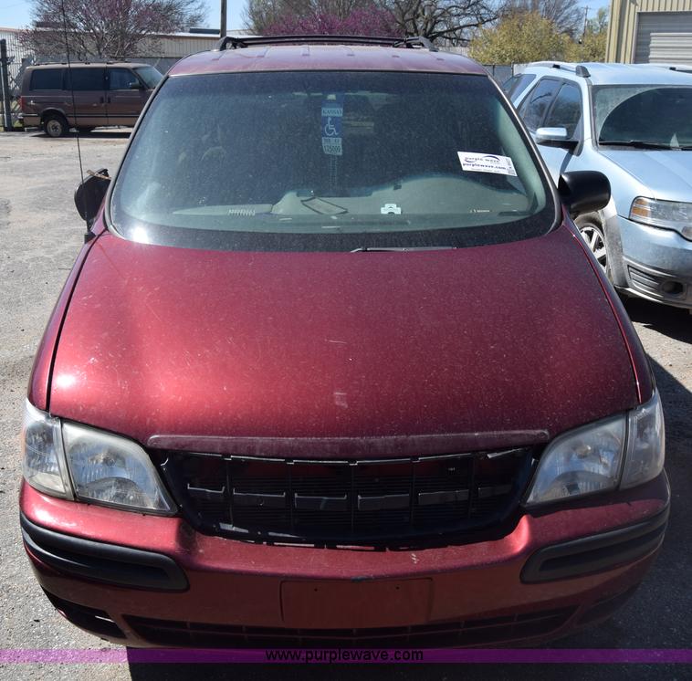 image for item K8527 2002 Chevrolet Venture van