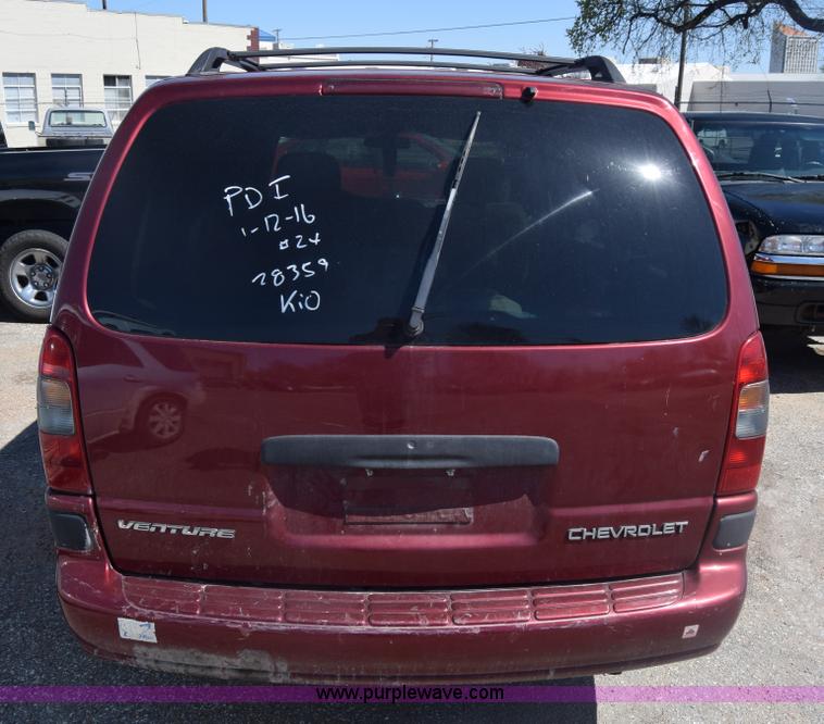 image for item K8527 2002 Chevrolet Venture van